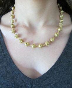 Filipa Gold Necklace 3