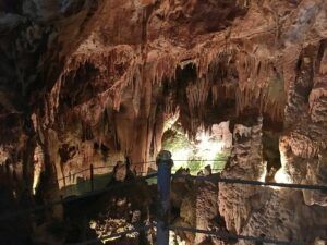 Gothic - Grutas de Santo António